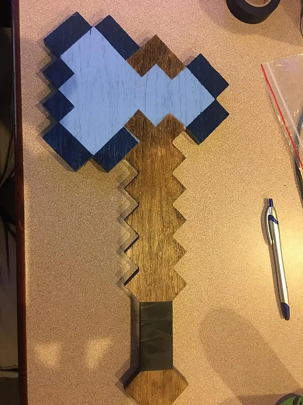 Minecraft Axe - image 1