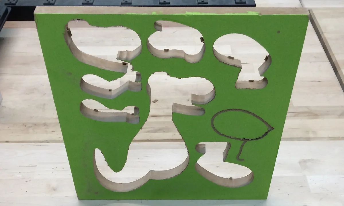 Dinosaur Bookend! — Cut out the dinosaur body parts (image 2)