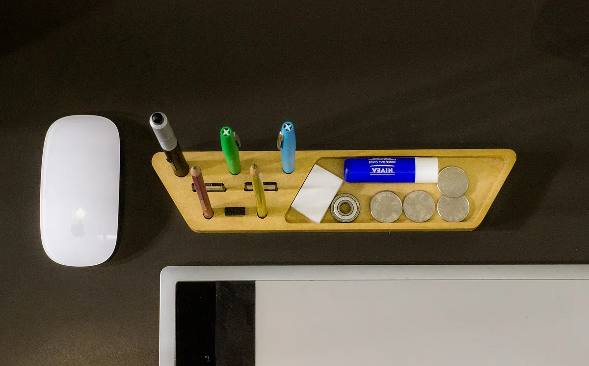 Desk organizer tray - image 1