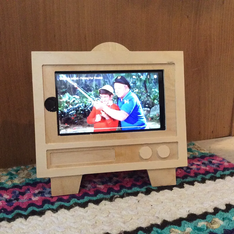 iPhone TV Stand - image 4