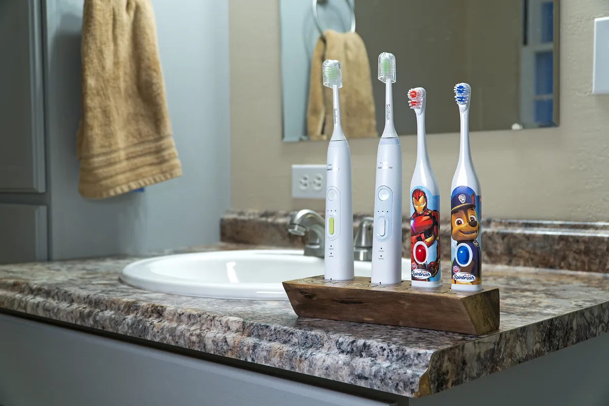 Family Toothbrush Holder - image 2