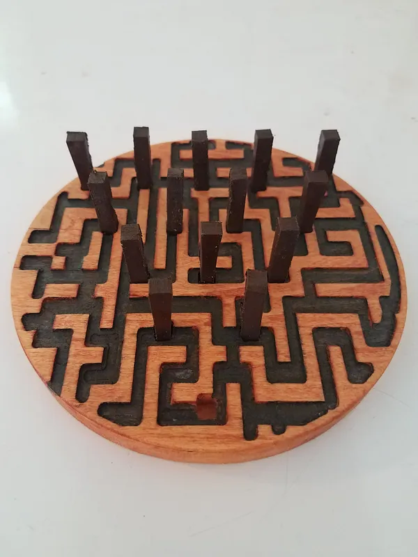 Peg game/Maze - image 2