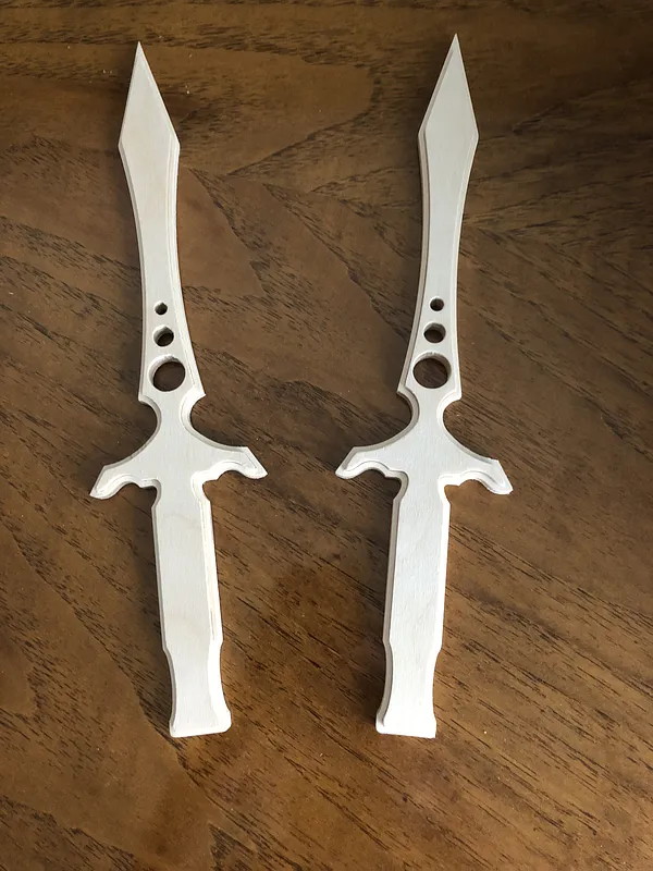 Fun Wood Daggers - image 4