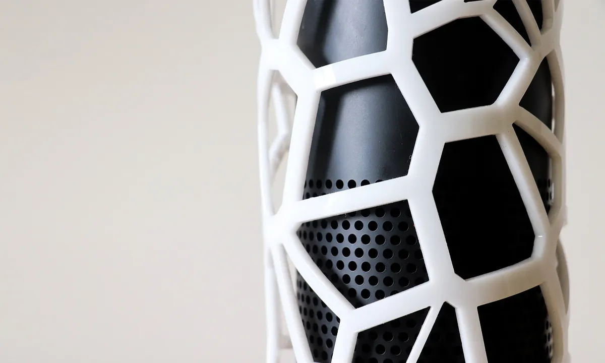 Amazon Alexa Voronoi Sculpture - image 4