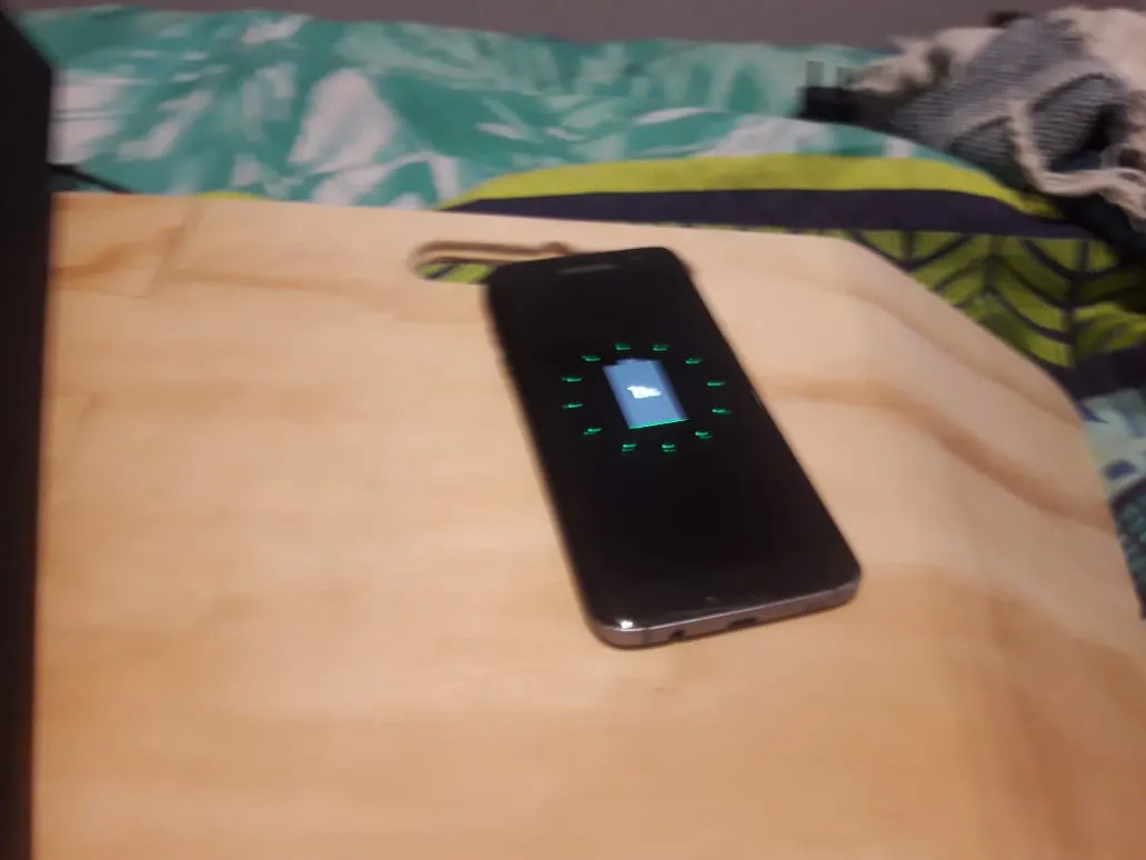 Modern Laptop Table with wireless charger - image 4
