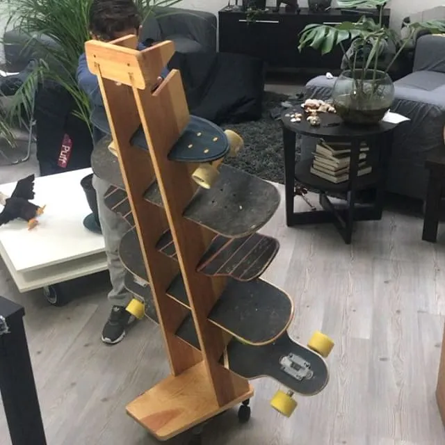 SOPORTE PATINETAS - image 1