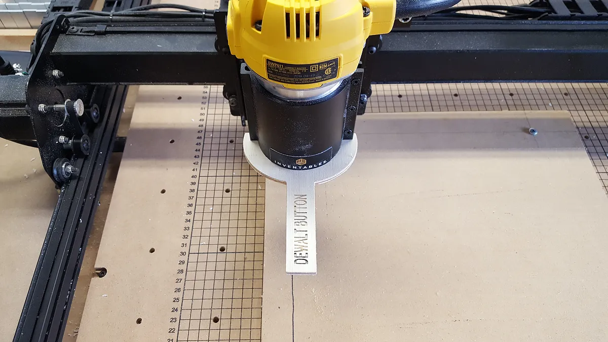 Dewalt button holder - image 2