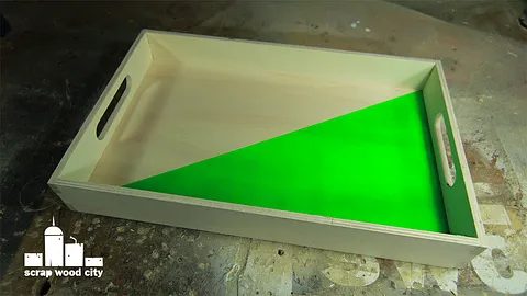 Serving tray
