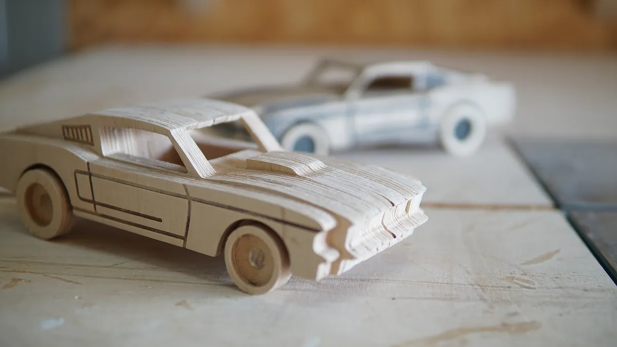 Wooden Ford Mustang - image 2
