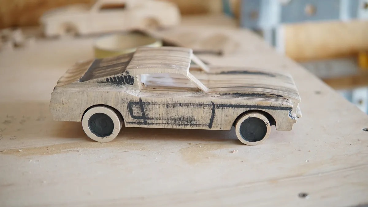 Wooden Ford Mustang - image 3