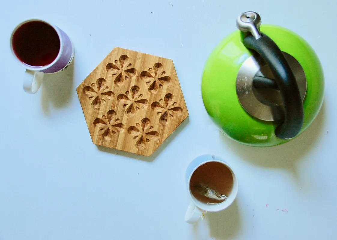 Teardrop trivet - image 3