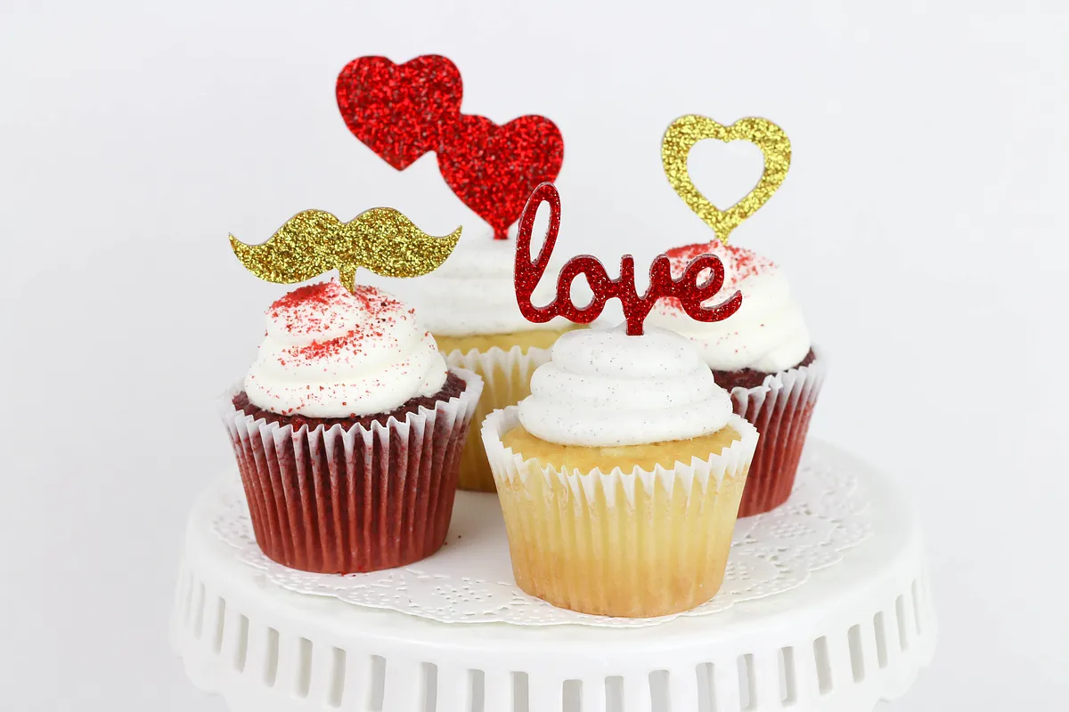Valentine's Day Cupcake Toppers - image 2