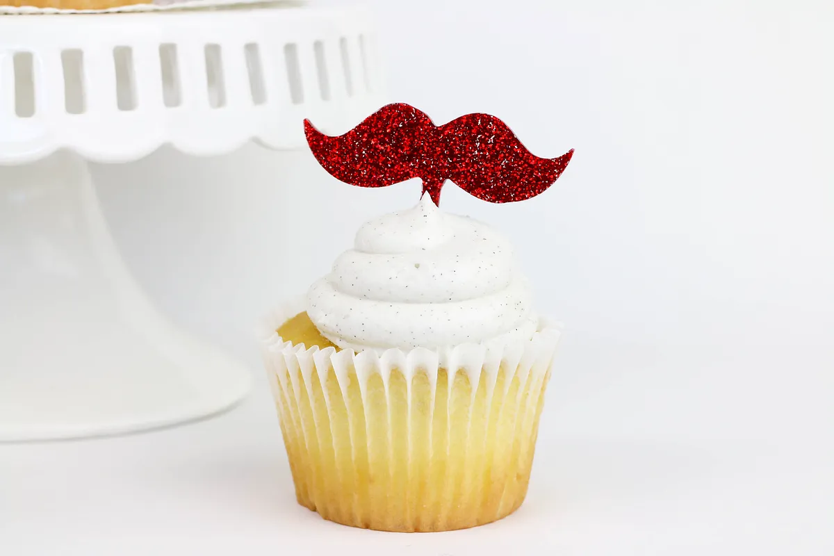 Valentine's Day Cupcake Toppers - image 4