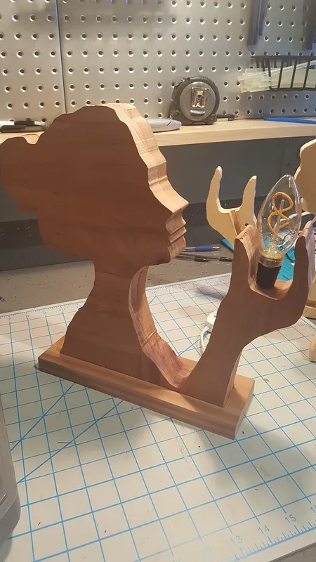 Woman Silhouette Lamp Carvey Version - image 4