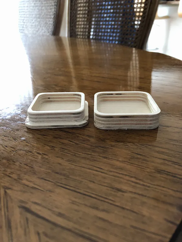 Fitted lid box - image 1