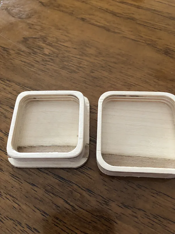 Fitted lid box - image 2