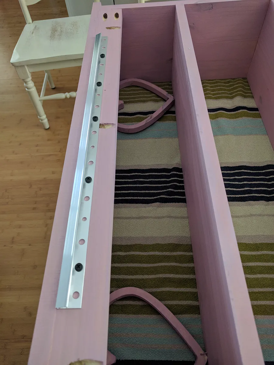 Floating Hutch — Step 16 - Attach French Cleat (Picture 44) (image 4)