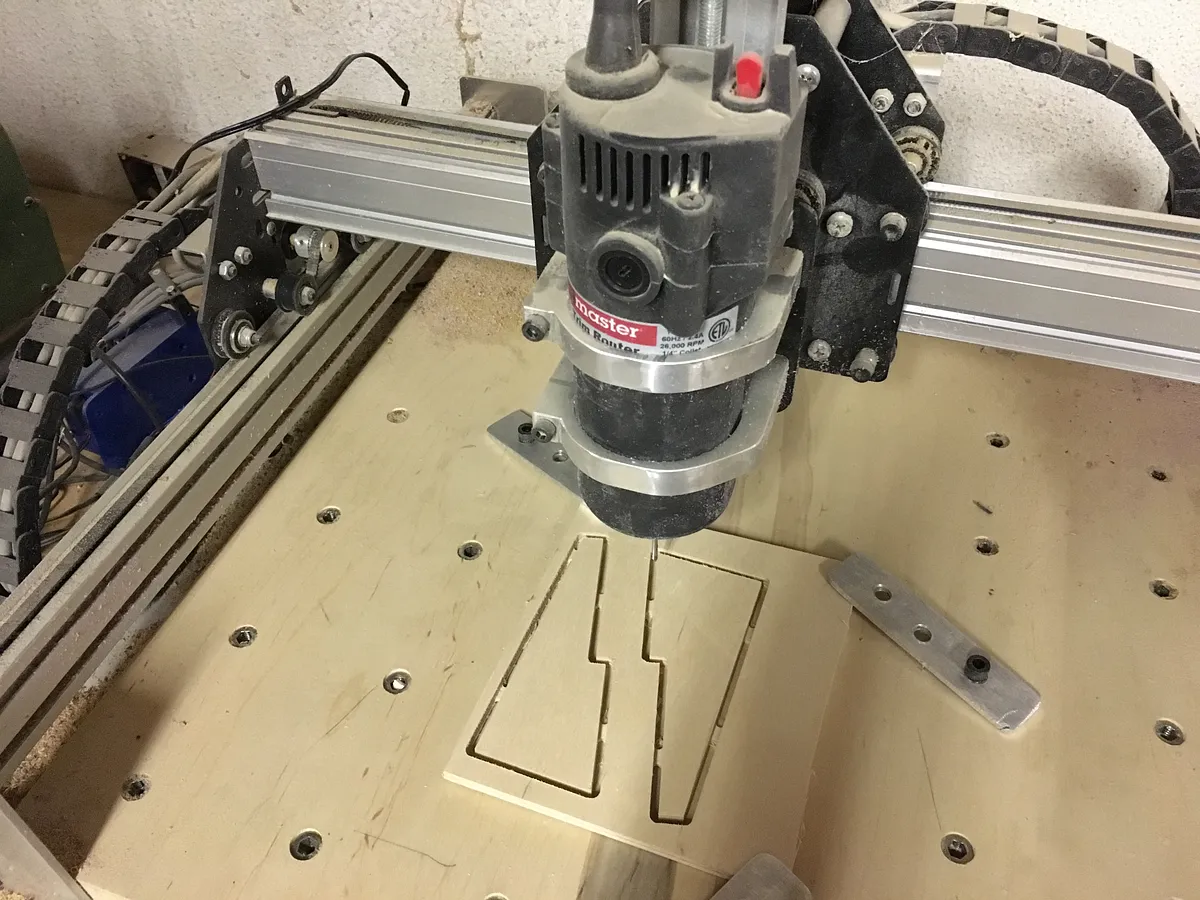 iPhone TV Stand — Cut all parts