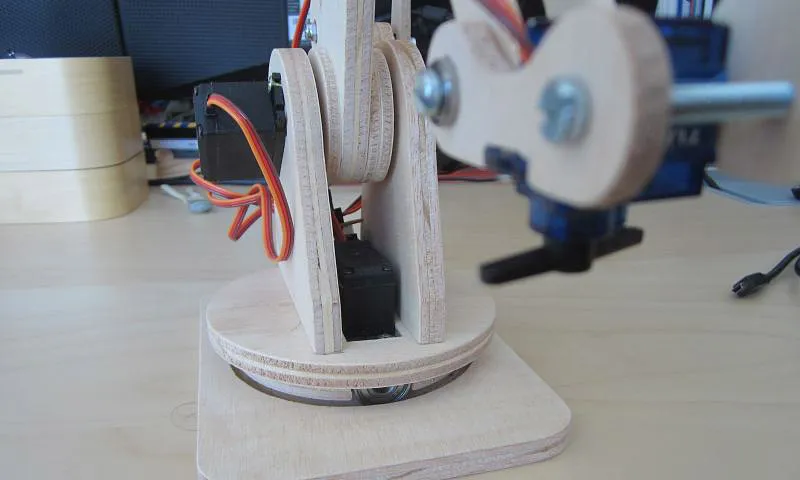 Desktop Robotic Arm - image 7