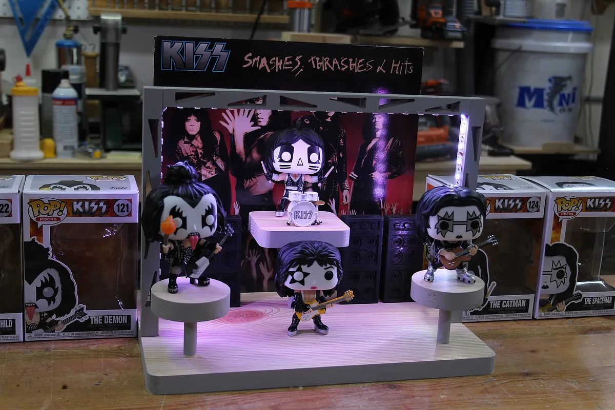 Funko Pop Rocks Stage Set - image 1