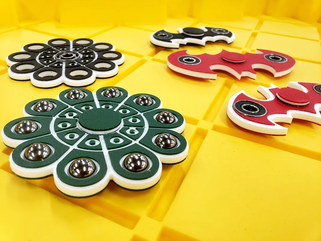 Steel Balls Fidget Spinner - Plastic - image 3
