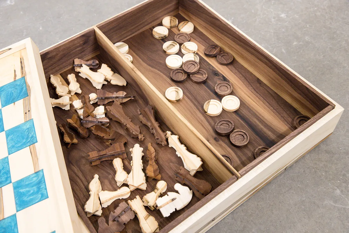 DIY Chess and Checkers Board - image 2
