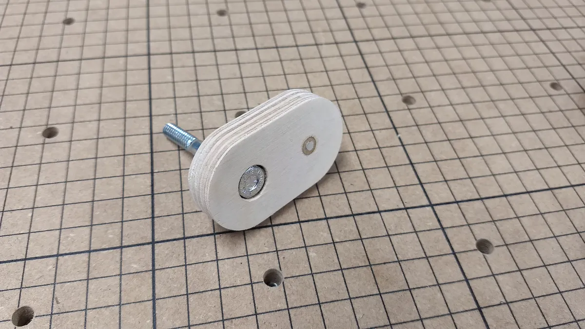 Self Squaring Picture Frame Clamp - image 5