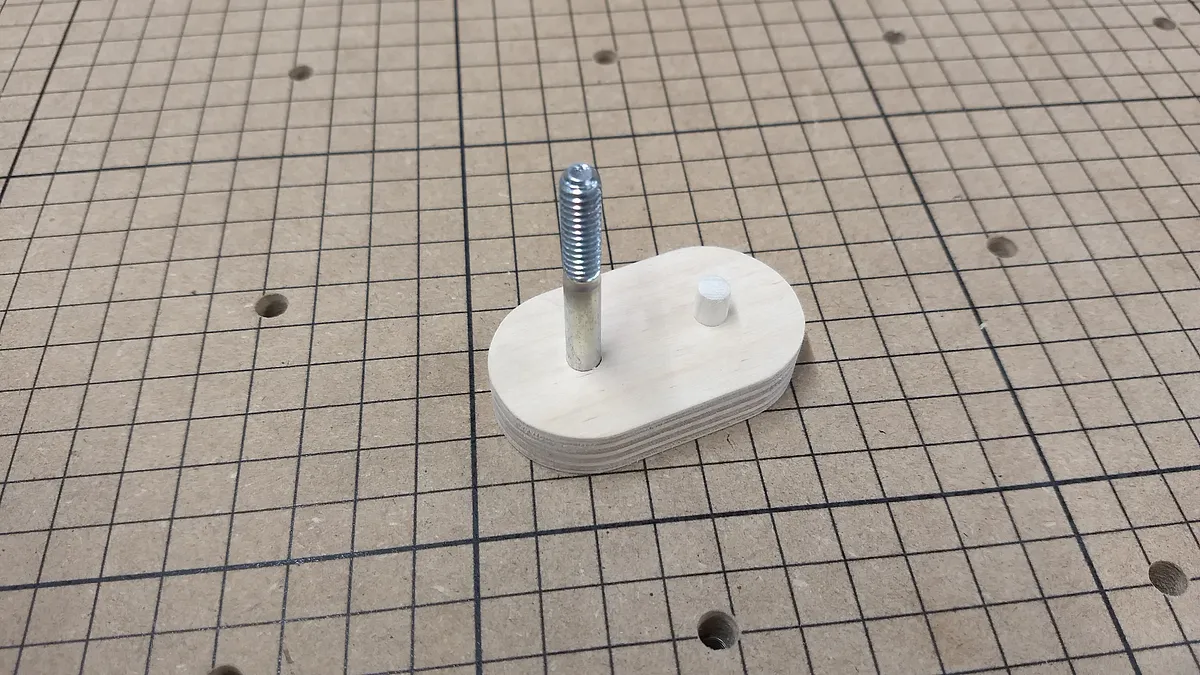 Self Squaring Picture Frame Clamp - image 7