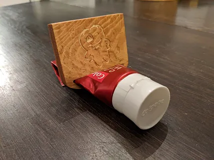 Toothpaste Squeezer