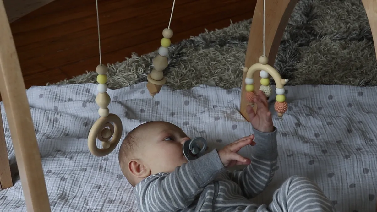 wooden baby gym — How to make a wooden baby gym (image 13)