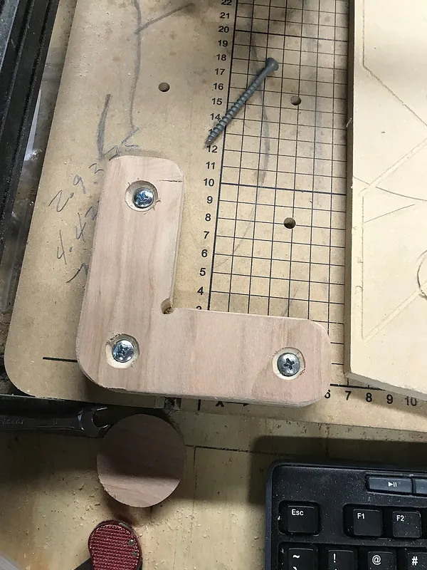 Fixed Corner - image 1