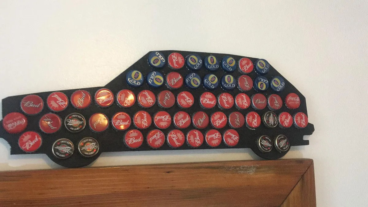 beer bottle cap vw golf  - image 1