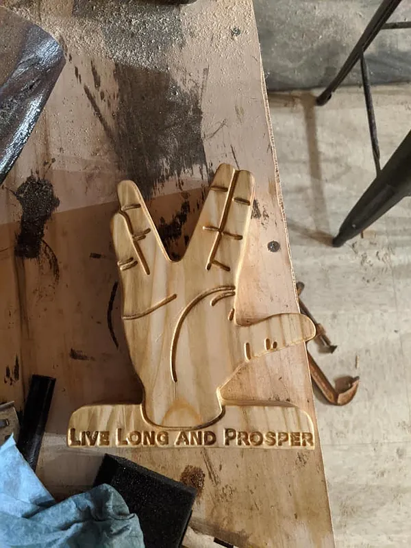 Star Trek Vulcan Salute - image 1