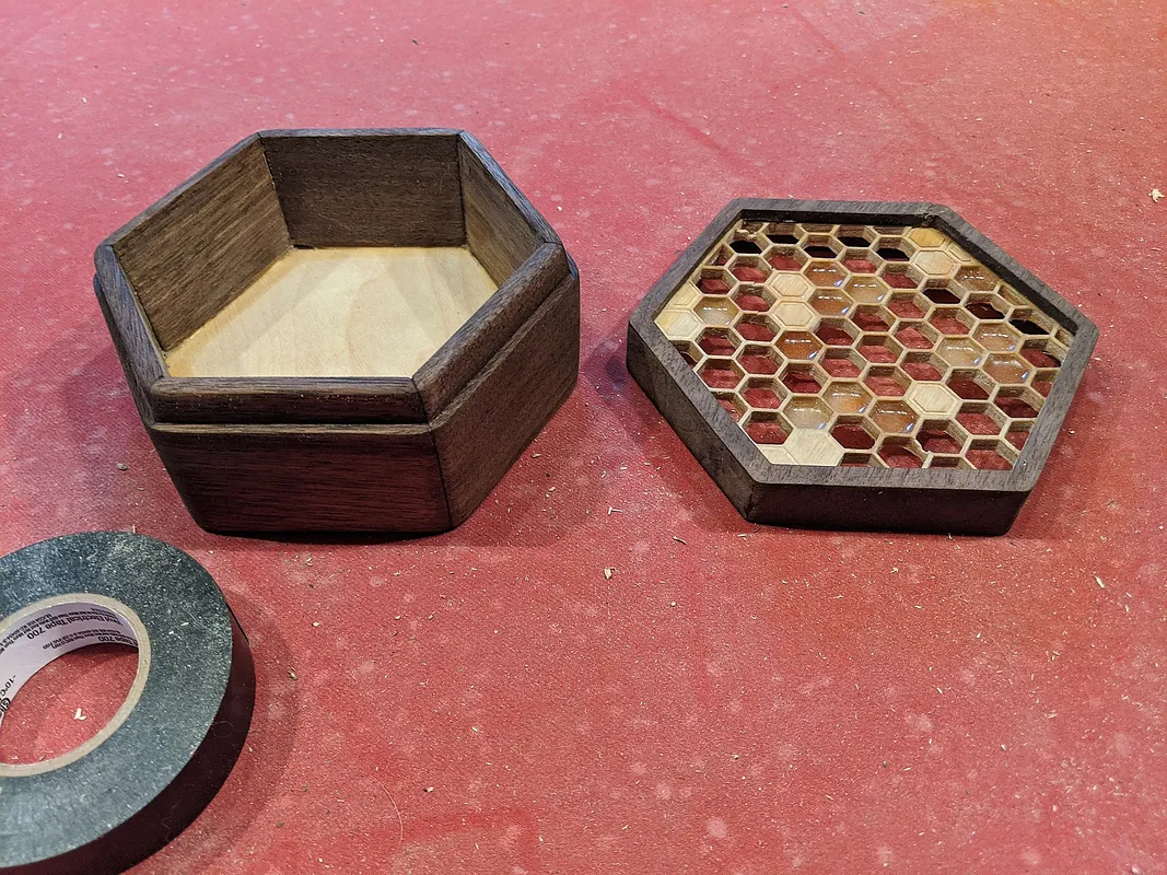 HoneyComb Box - image 1