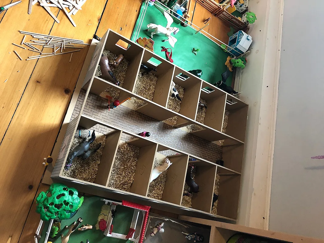 Kids Horse Stables - image 5