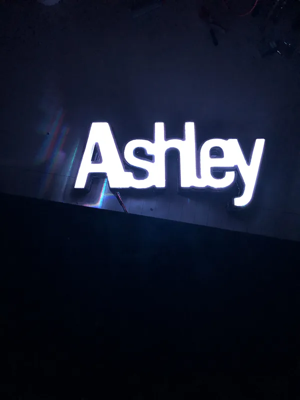 Remake of "Building an Illuminated Sign" - image 4