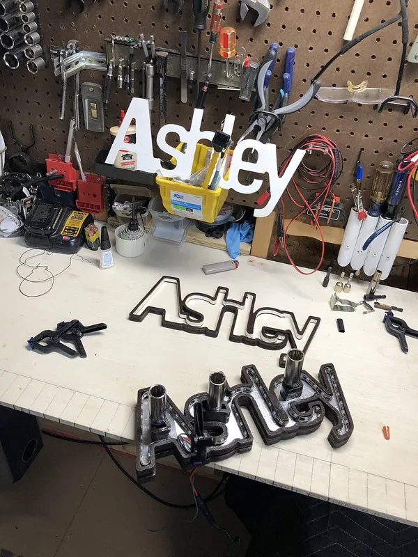 Remake of "Building an Illuminated Sign" - image 6