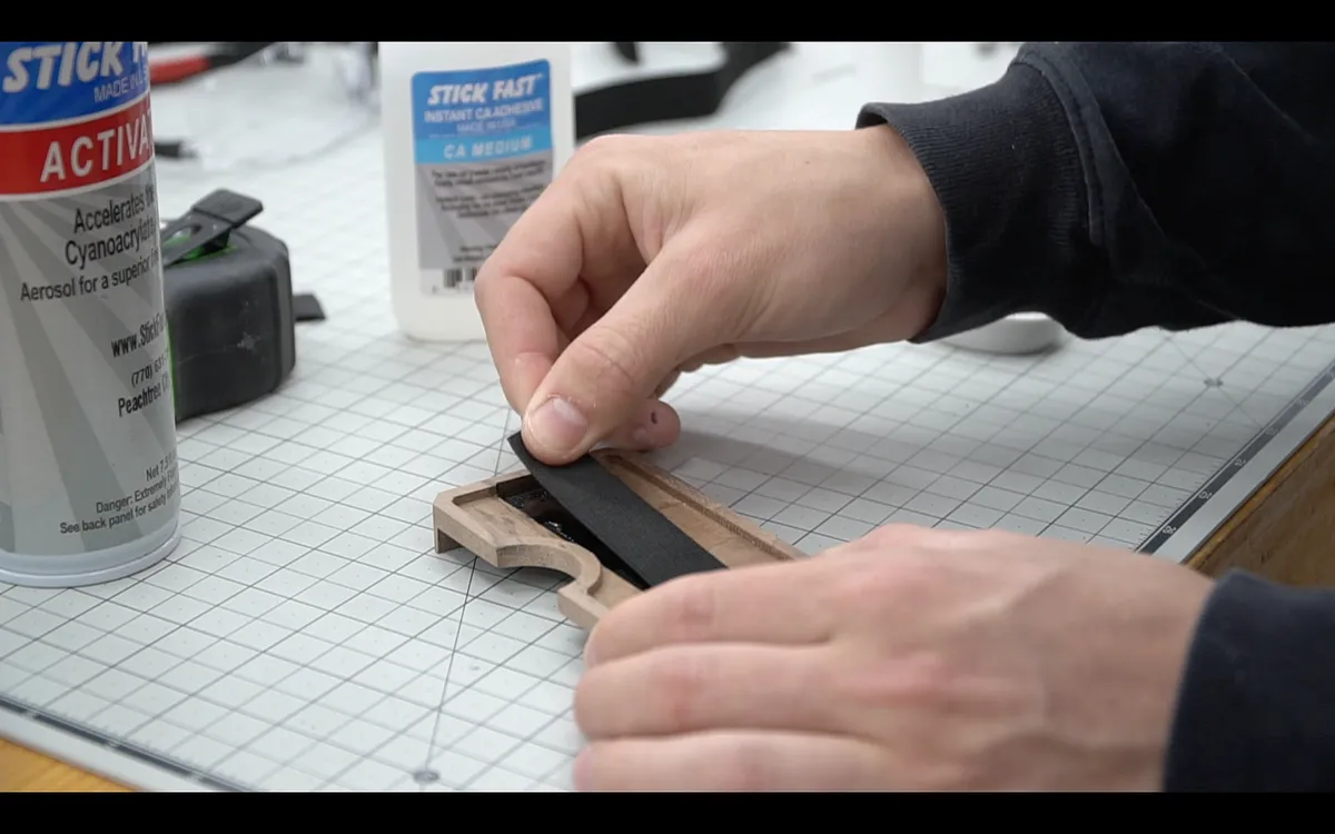 Minimal EDC Wood & Leather Wallet — Add Elastic Strap