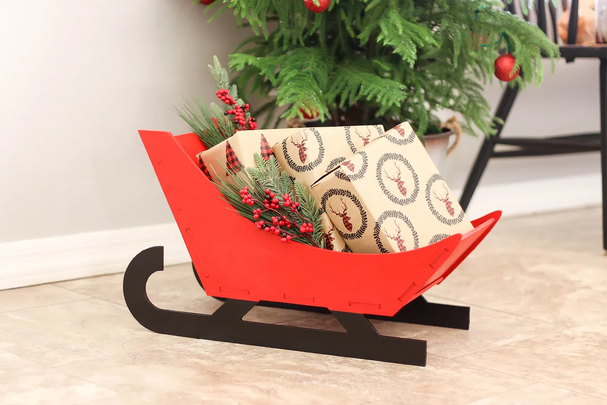 3D Carved Christmas Sleigh - image 1