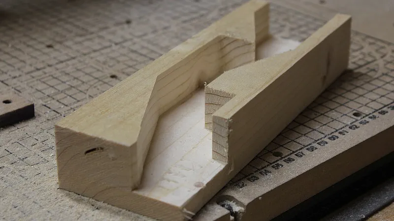 DIY Gamer's Dice Tower and Tray - image 3