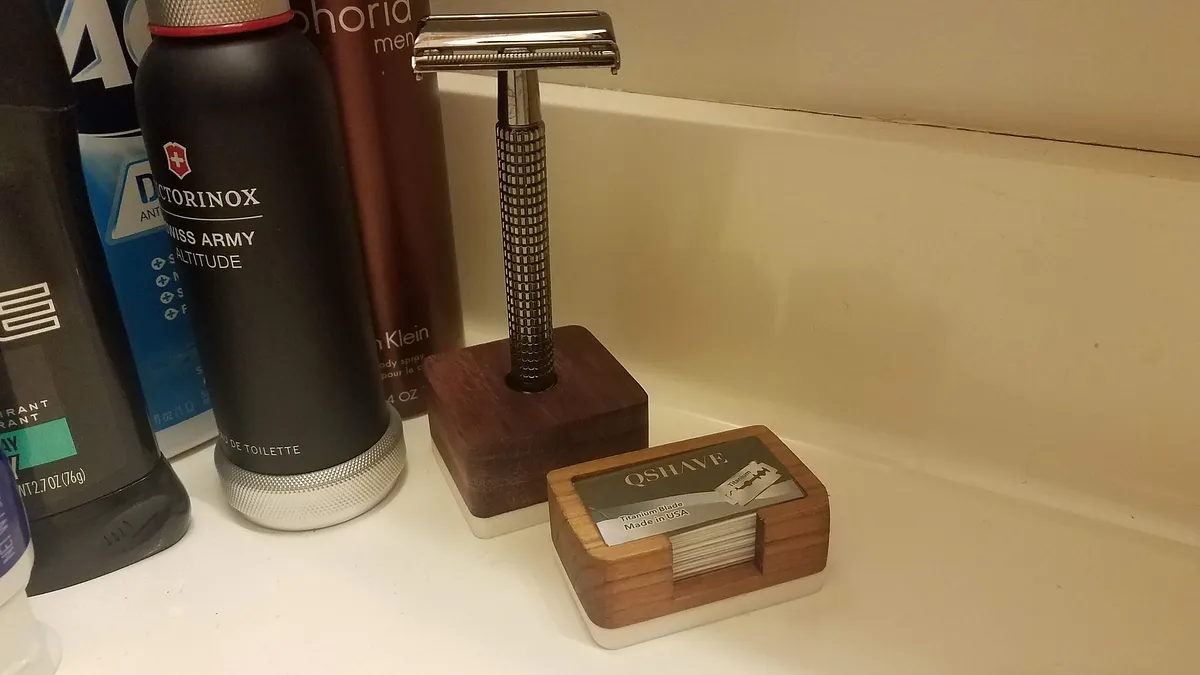 Shave Kit - image 2