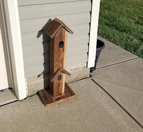 Hidden Camera - Arlo Birdhouse - image 1