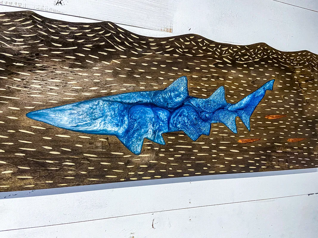 Resin Shark w/ Feeder Fish inside Waves  - image 10