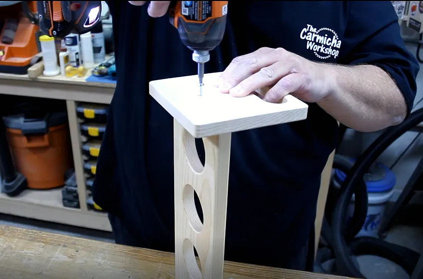 Beer Flight Glass Carriers — Assembly