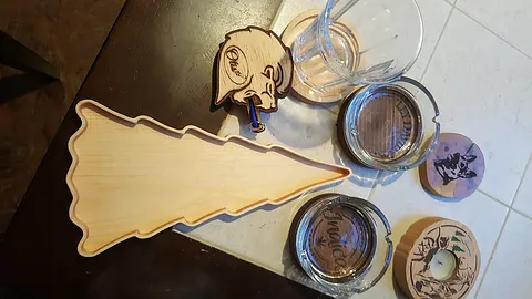 lion job tag holder