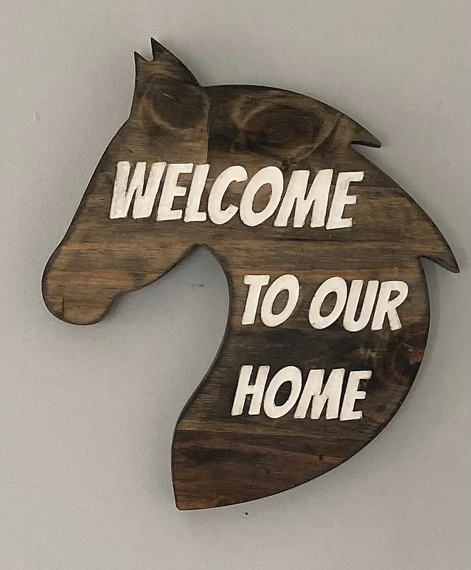 HORSE WELCOME SIGN - image 1