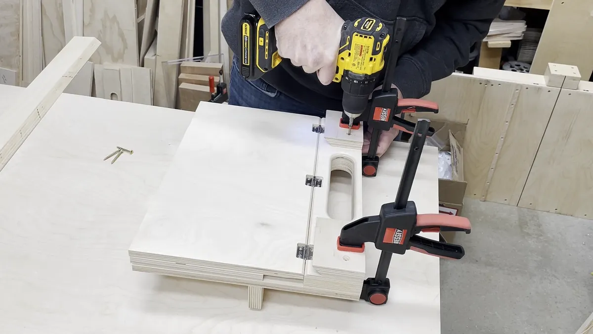 Wall Mounted Chisel Rack With Built In Stand — Attach Cleats (image 4)