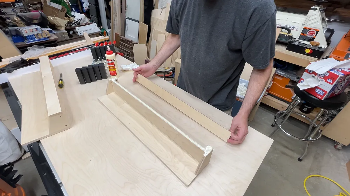 Hand Plane Holder — Glue Parts Together (image 4)