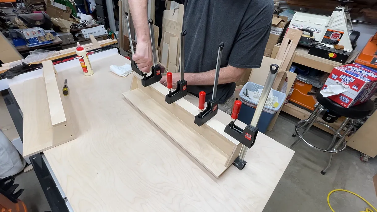 Hand Plane Holder — Glue Parts Together (image 5)