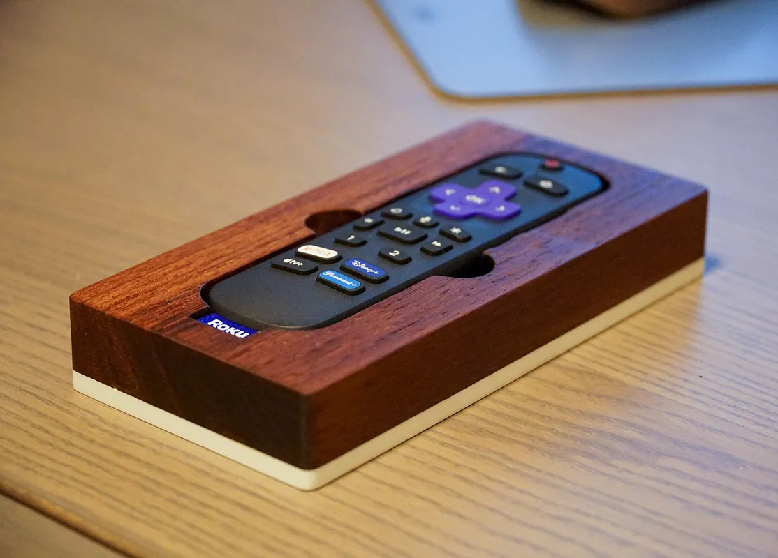 Roku Voice Remote Pro Holder - image 2